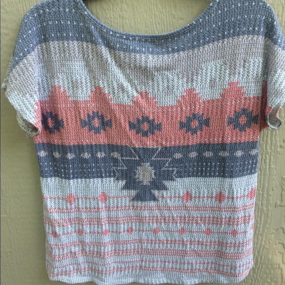 Aztec Top - Picture 2 of 2